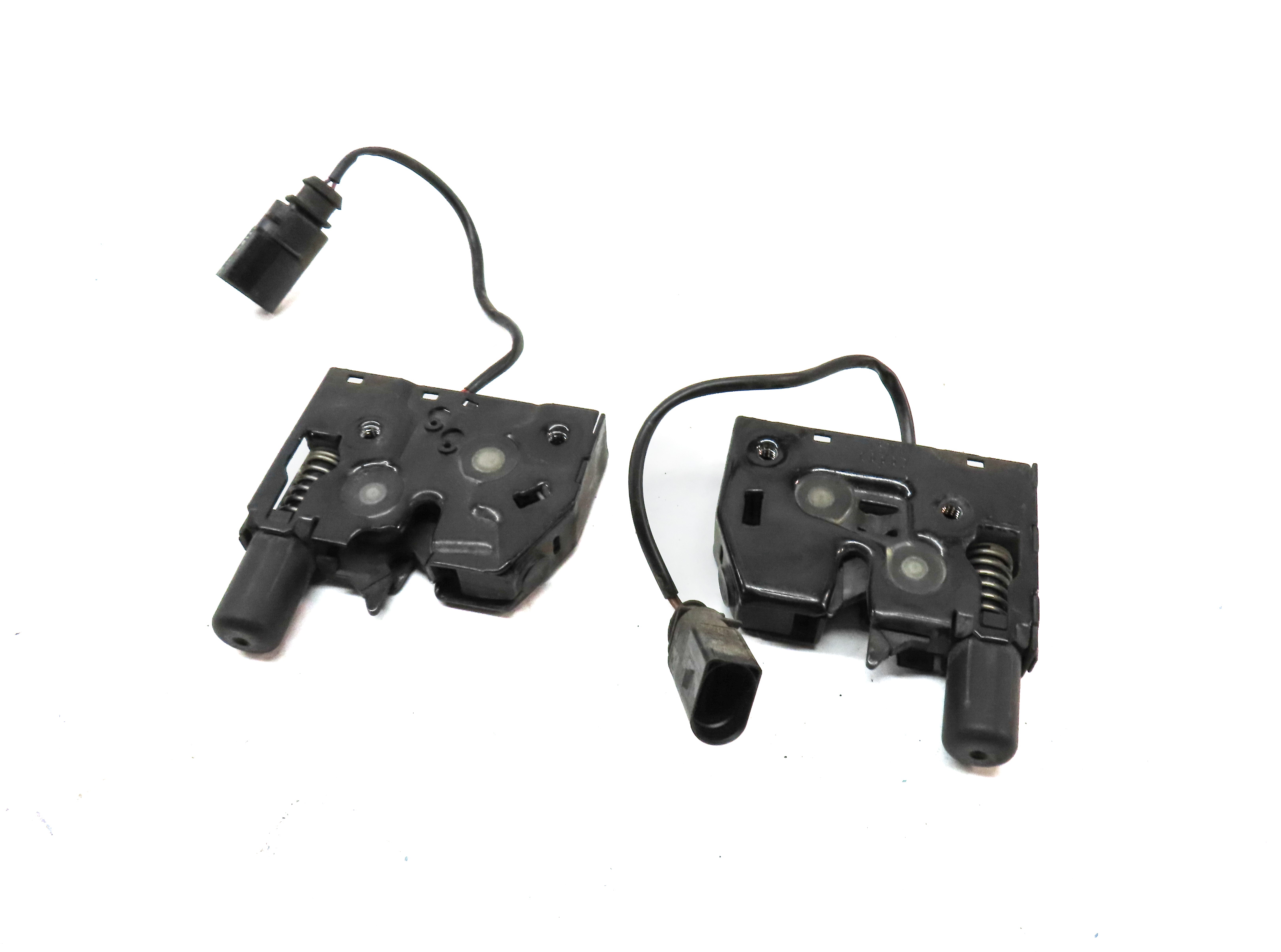 2013 AUDI A6 (C7 4G) FRONT HOOD BONNET LOCK LATCH SET/2 — exact item pictured